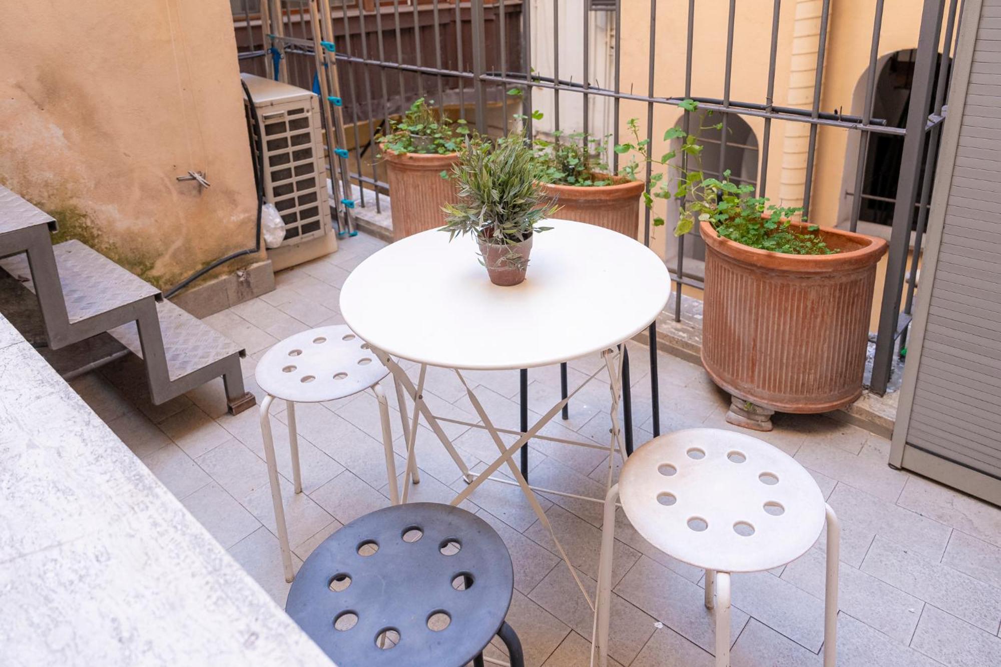 Homehouse Serpenti - Colosseum - Rione Monti Roma Dış mekan fotoğraf